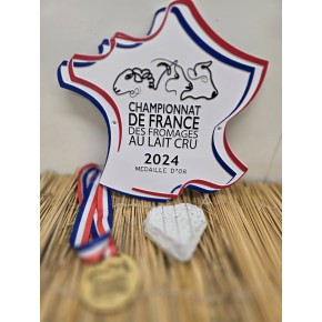 ROND DE BREBIS AU LAIT CRU PAULINETOISES LA CLOCHE DU FROMAGER 2